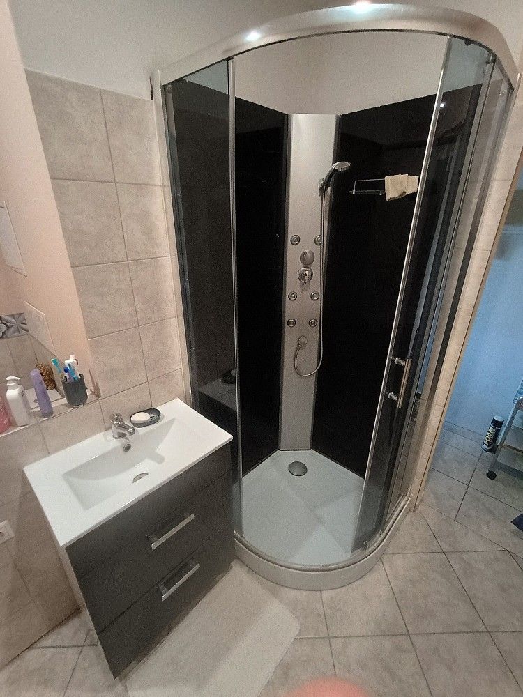 Prodej byt 2+1 - Dvořákova, Karlovy Vary - Stará Role, 64 m² - 2