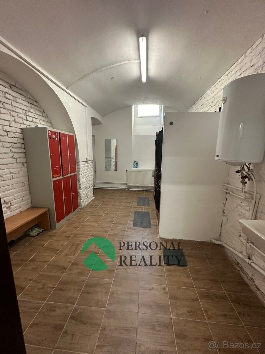 Komerční nemovitost · 99 m² · Cimburkova 252, Praha Žižkov - 4