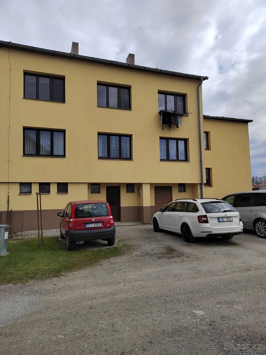 Prodej byt - Dolní Bukovsko, 373 65