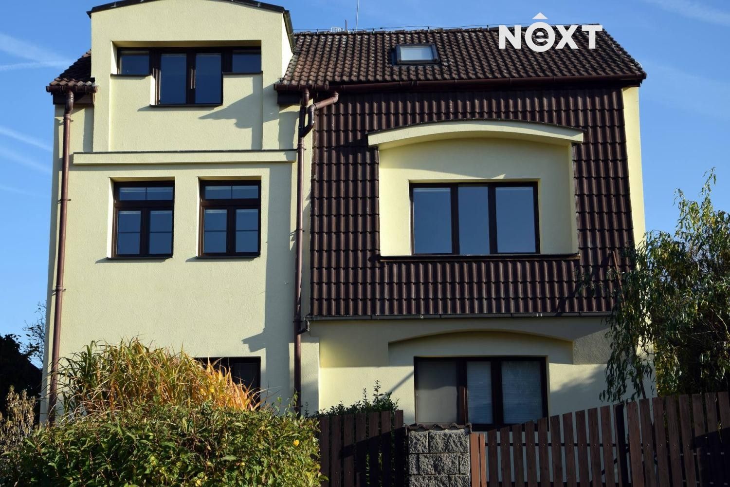 Pronájem byt - Ďáblice, Praha, 135 m²