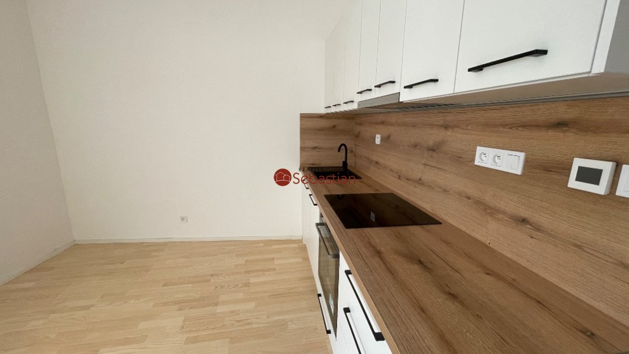 Byt 2+kk · 32 m² · Sladkovského, Hořice - 2