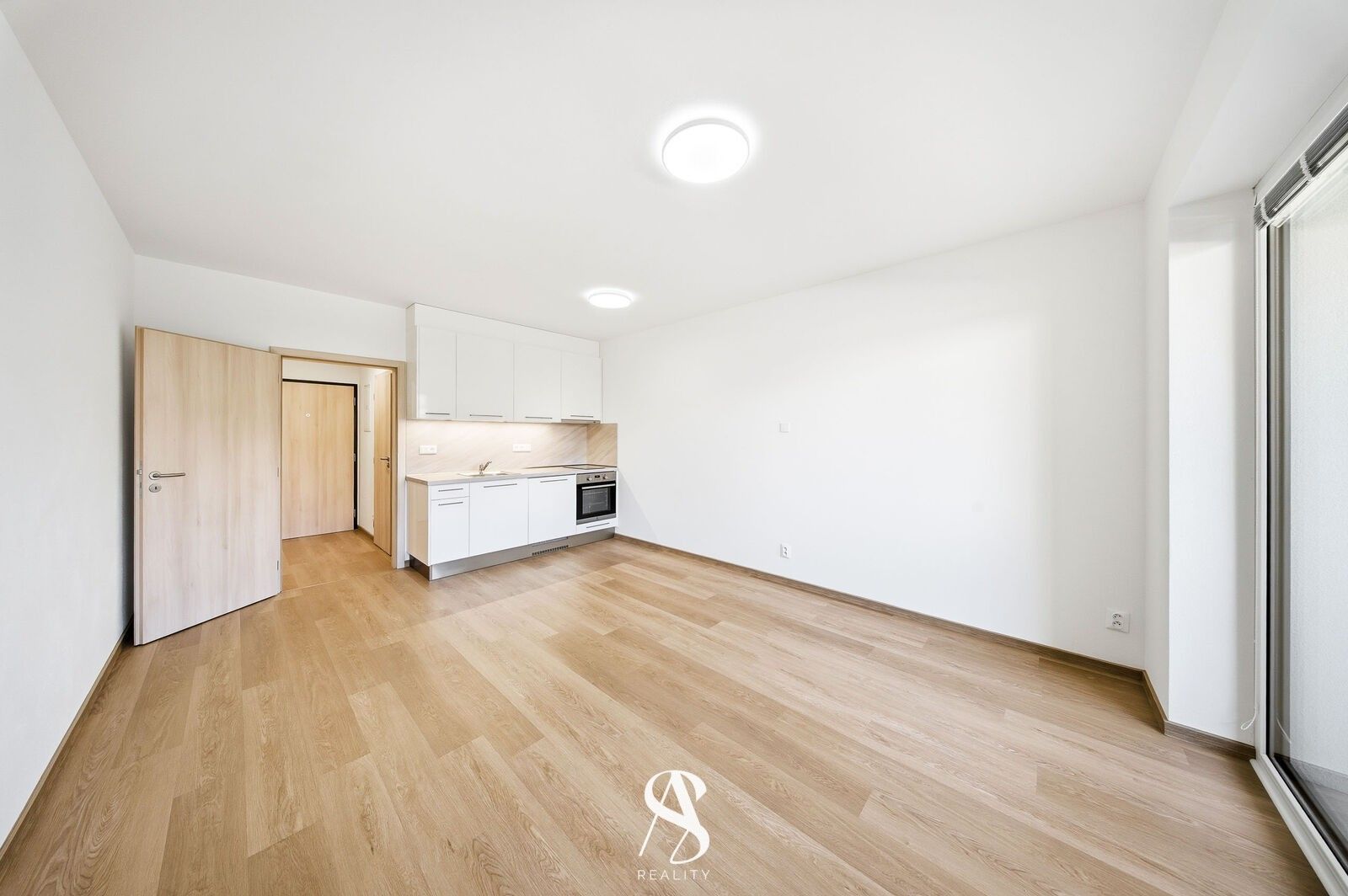 1+kk, Varšavské nám., Olomouc, 37 m² - 2