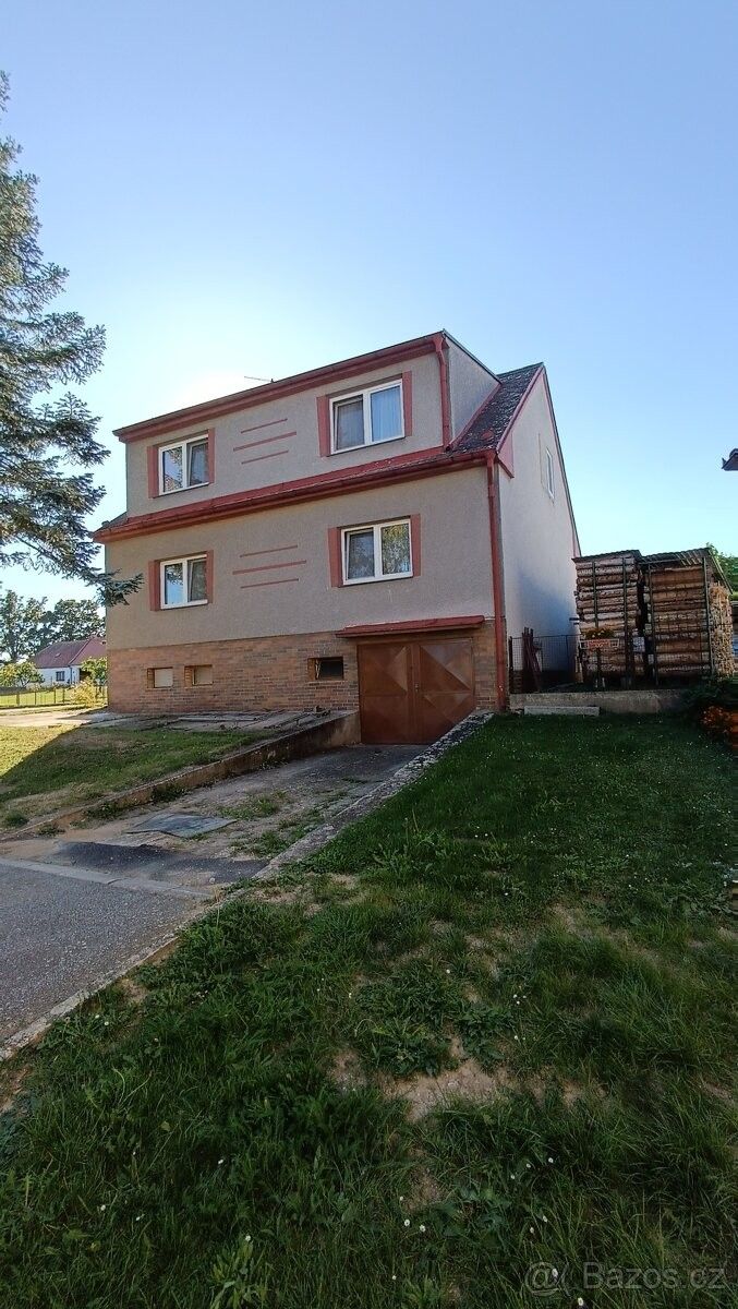 Rodinné domy, Netolice, 384 11