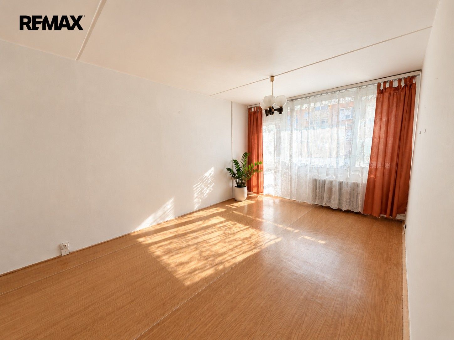Pronájem byt 2+1 - Bratří Čapků 2327, Žatec, 59 m² - 5