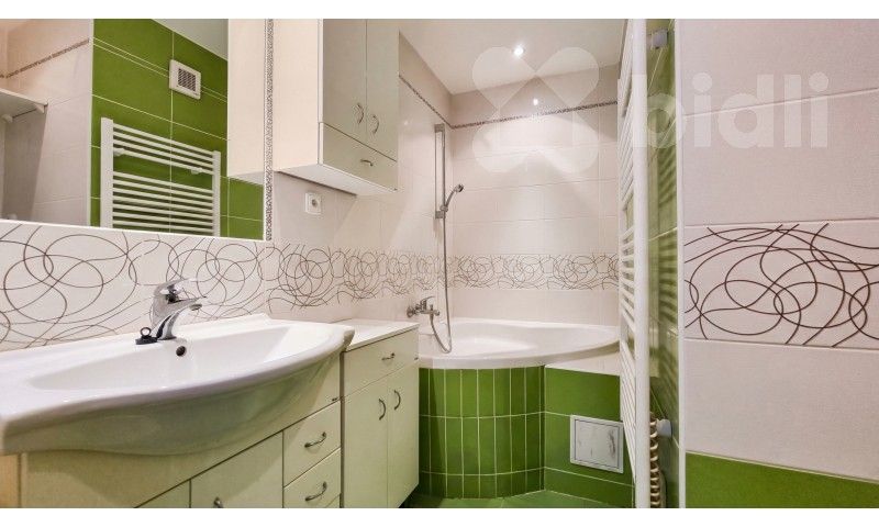 3+1, Jana Ámose Komenského, Klášterec nad Ohří, 75 m²