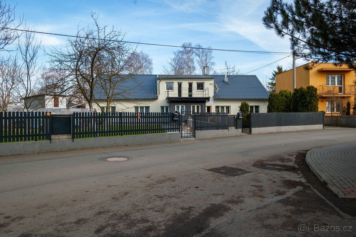Prodej dům - Šenov u Nového Jičína, 742 42, 1 026 m²