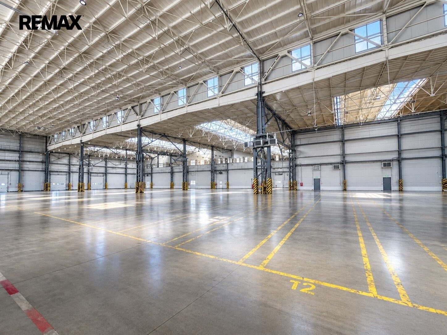 Sklady, U továren 999, Praha Hostivař, 10 500 m² - 1