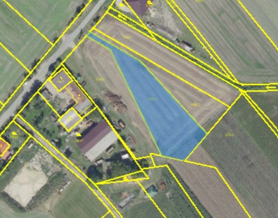 Prodej pozemek pro bydlení - Bělušice, Kolín, 1 964 m²