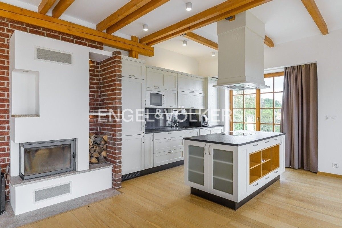 Byt 4+kk · 202 m² · Na Hřebenkách 3168, Praha Smíchov - 4