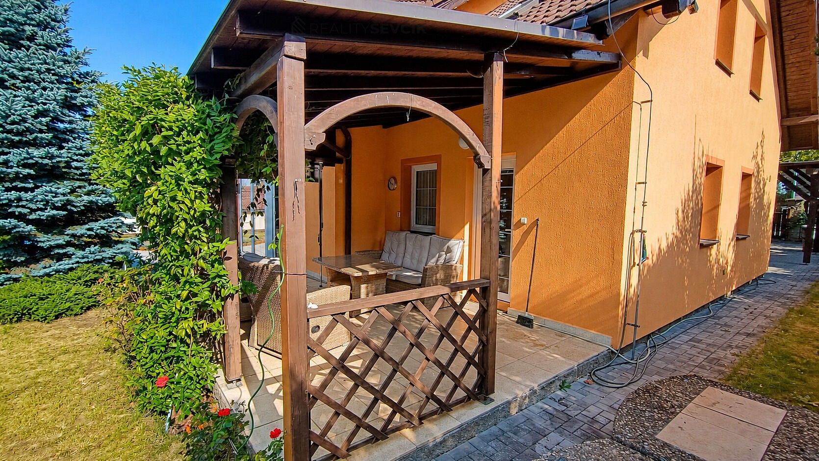 Prodej rodinný dům - Jabloňová, České Budějovice - České Budějovice 5, 241 m² - 5