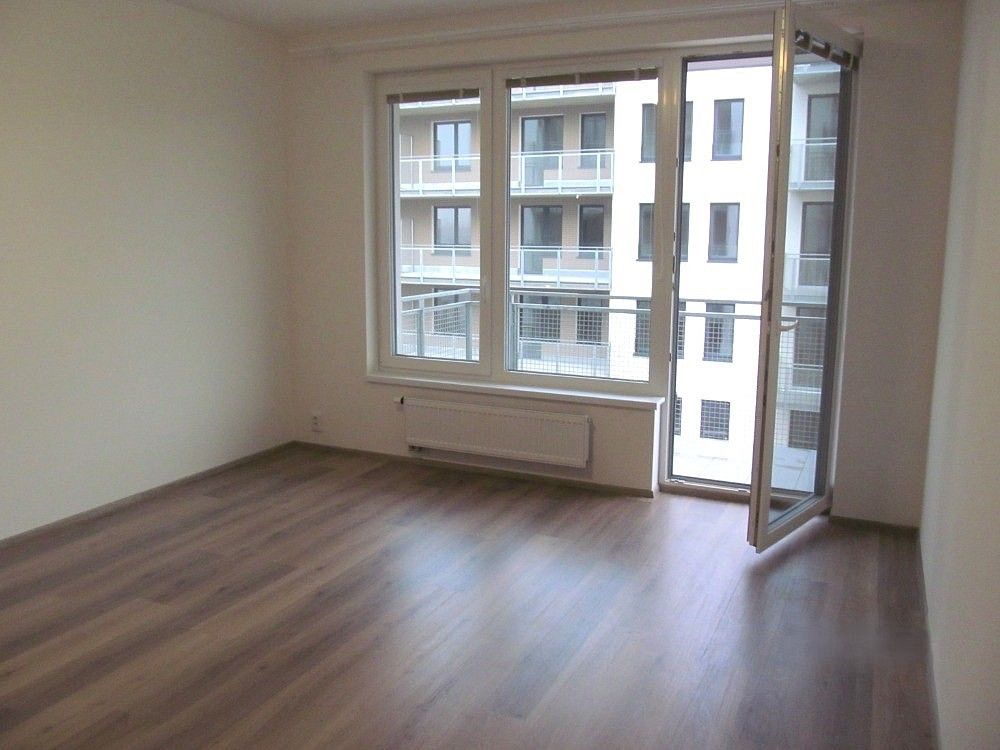 2+kk, Čerpadlová, Praha 9 - Vysočany, 57 m² - 2
