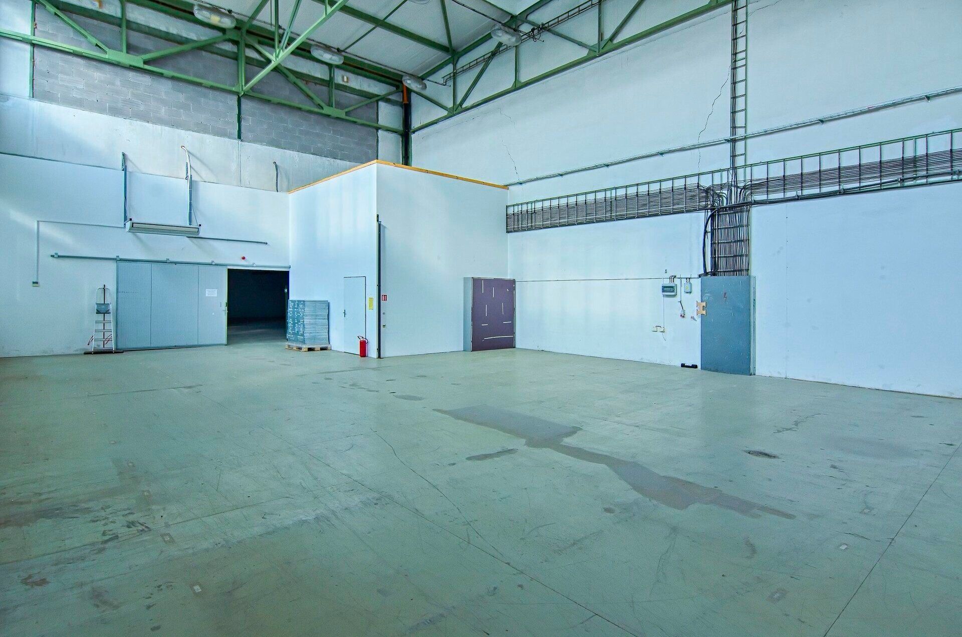 Sklady, Dělnická  , Pardubice, 1 485 m² - 1