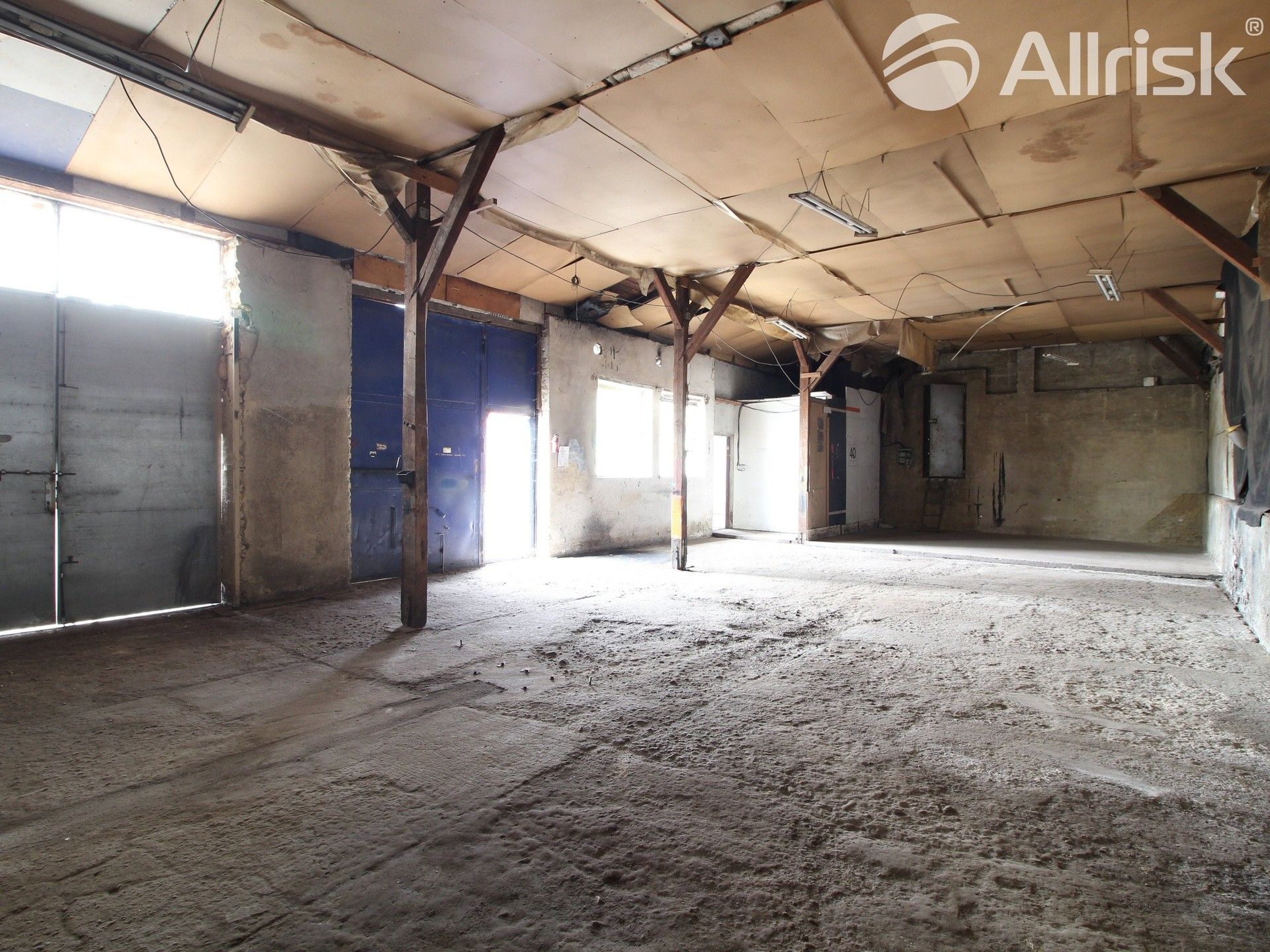 Pronájem výrobní prostory - Hradlová, Brno, 135 m²