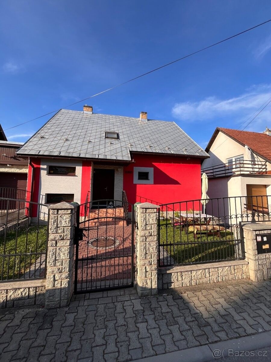 Rodinné domy, Ostrava, 700 30 - 1
