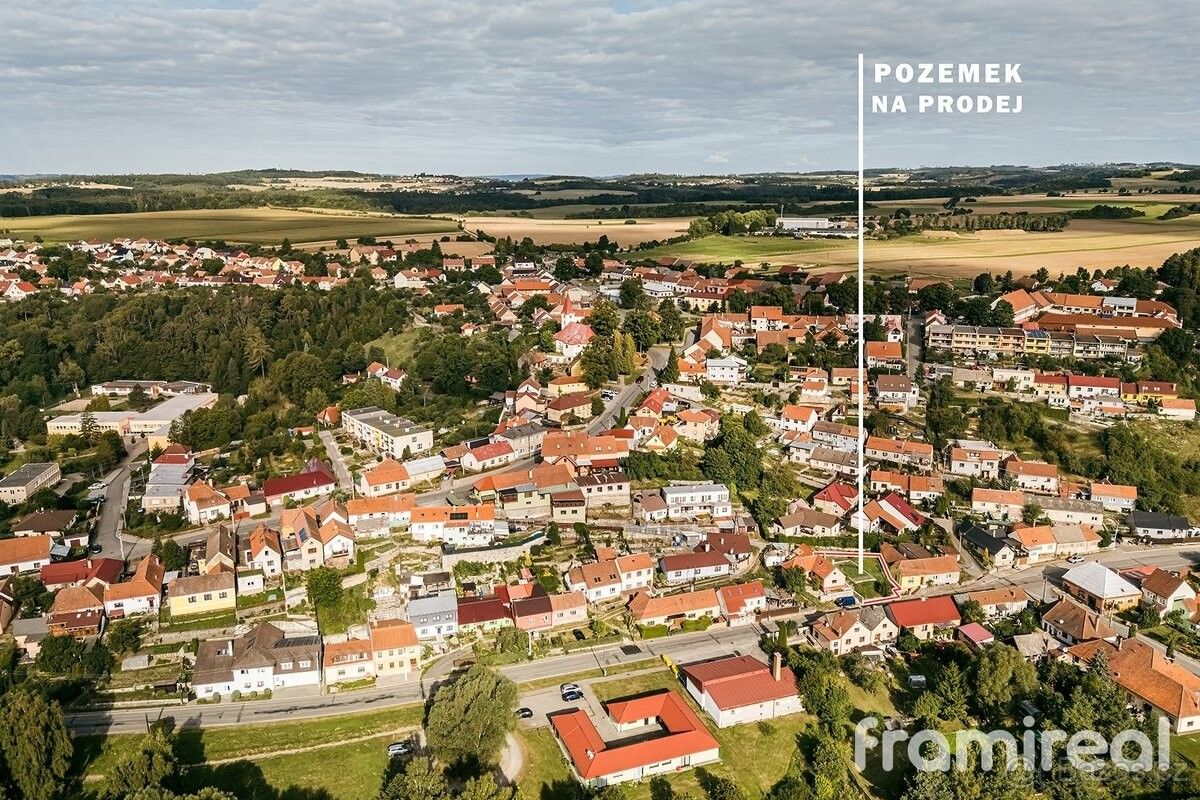 Prodej pozemek pro bydlení - Ostrov u Macochy, 679 14