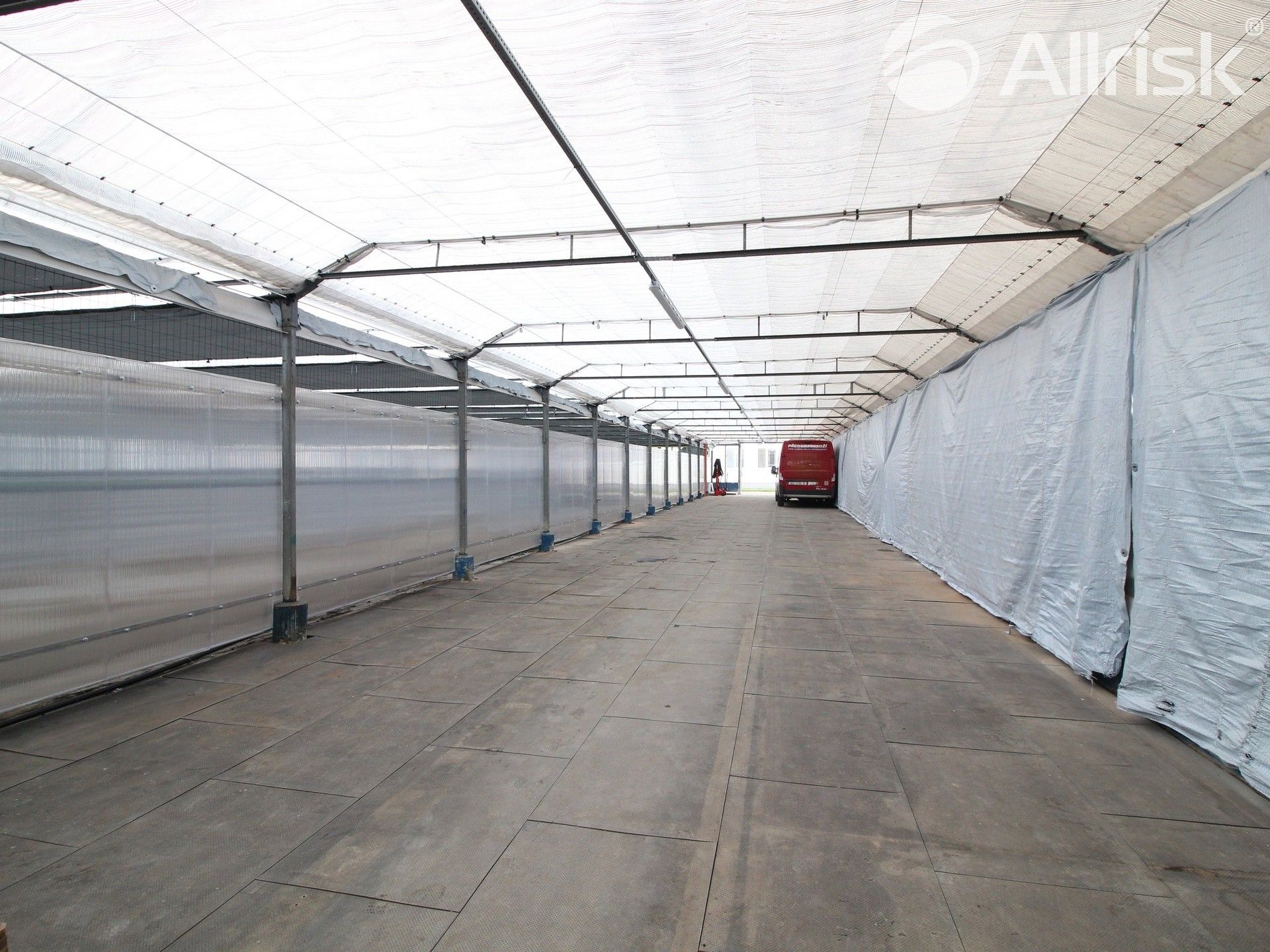 Pronájem sklad - Brno, 75 m²