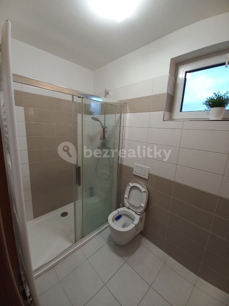 Pronájem byt 1+kk - Kvítková, Zlín - Zlín, Zlínský kraj, 40 m² - 5