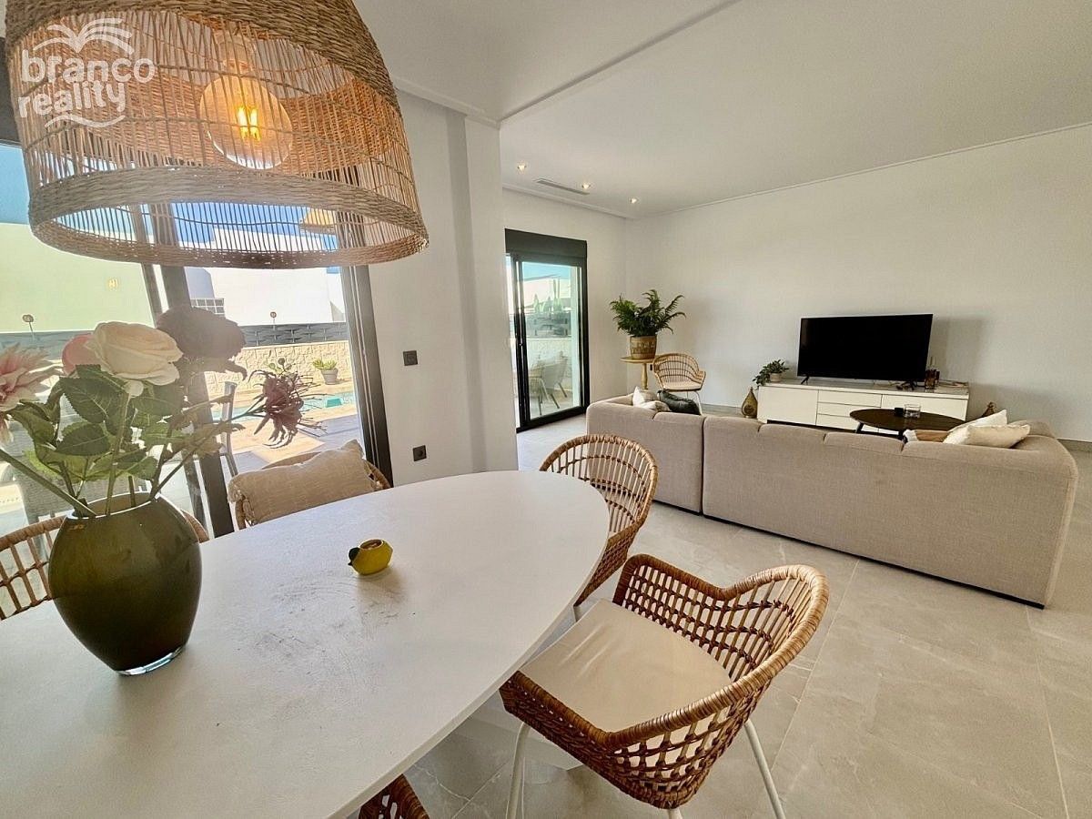 Rodinný dům · 215 m² · Benijofar, ES - 3