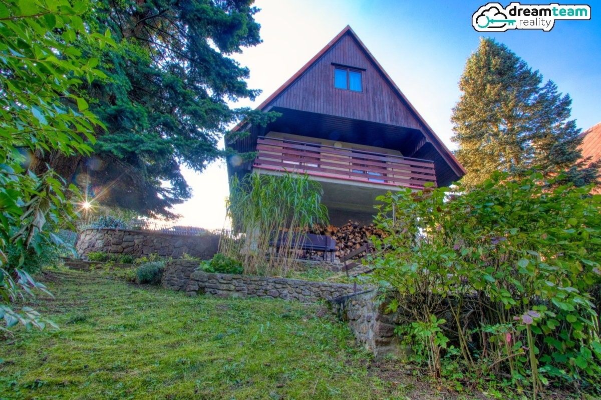 Chaty, Janovice, 100 m²