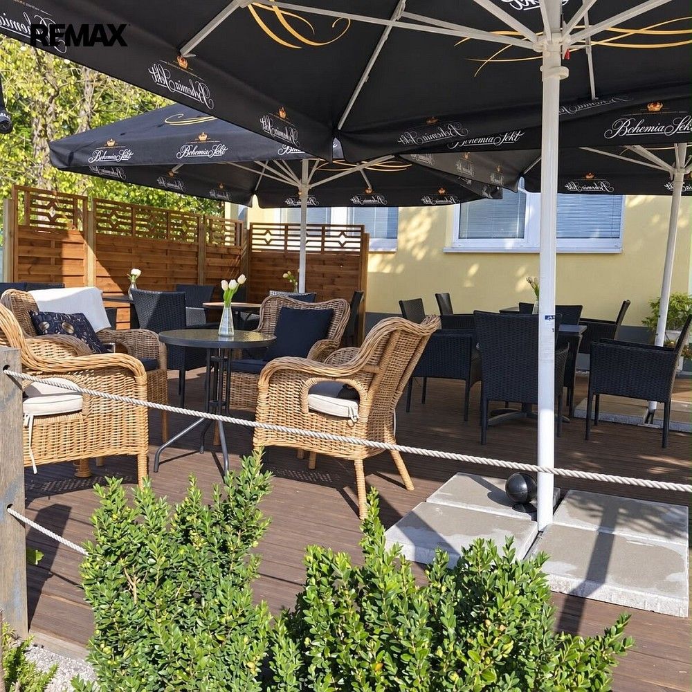 Restaurace, Most, Ústecký kraj, 55 m² - 1