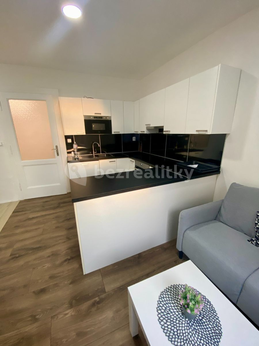 1+1, Záběhlická, Praha - Záběhlice, 35 m² - 2