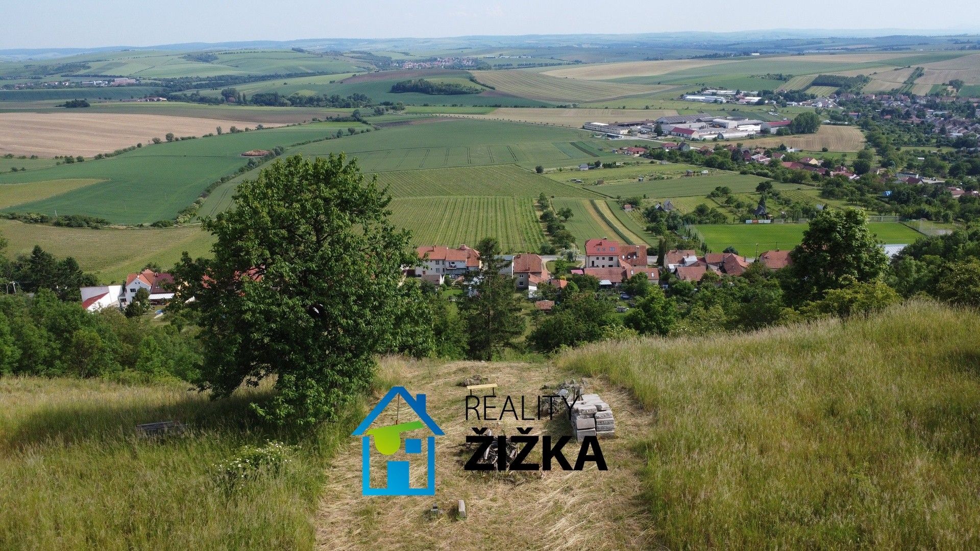 Zahrady, Viničné Šumice