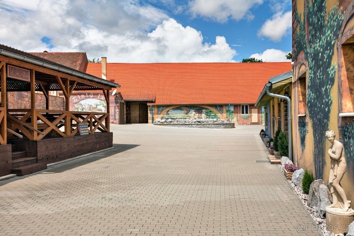 Restaurace, Plzeň, 323 00 - 1