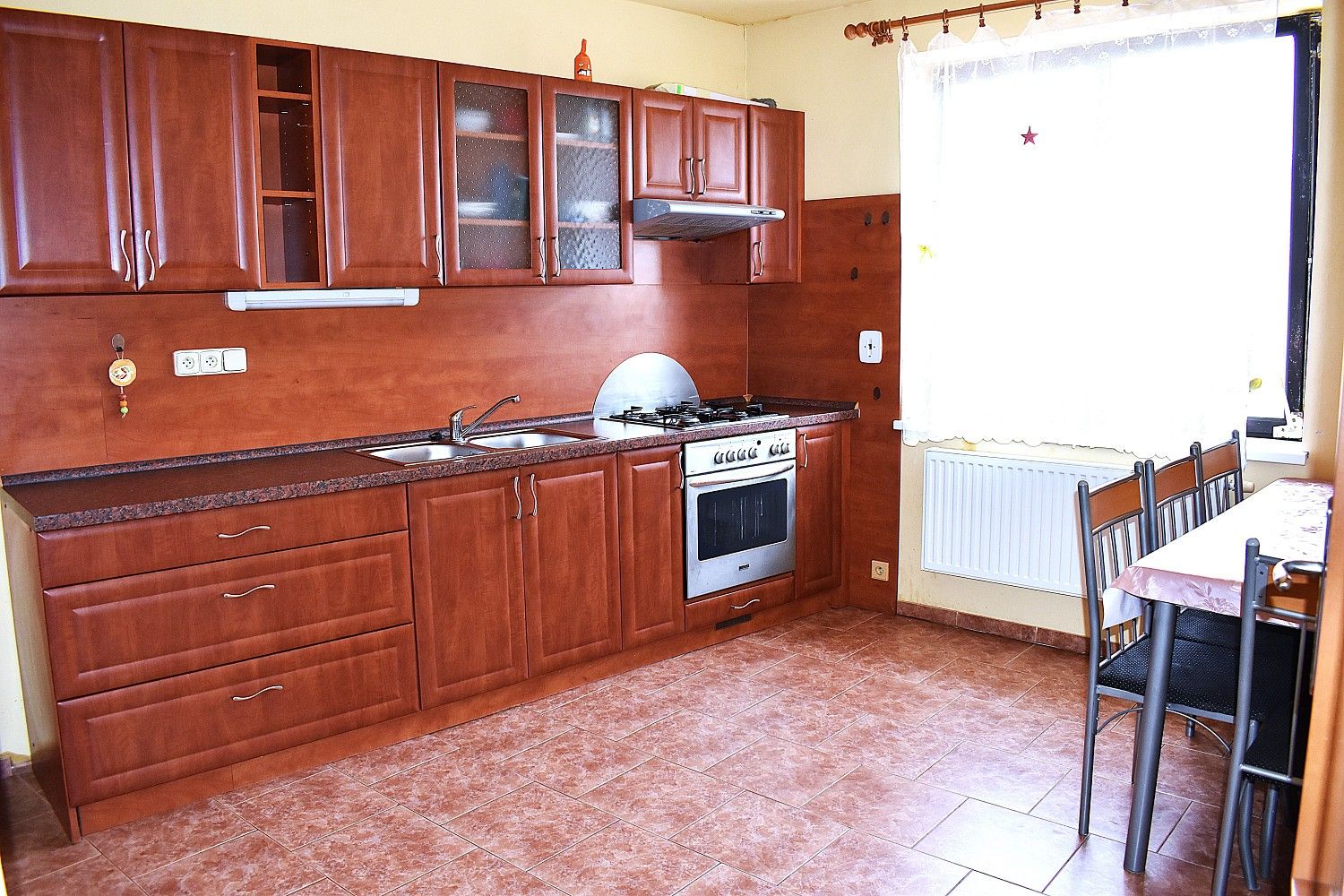 Rodinné domy, Starovičky, okres Břeclav, 247 m² - 1