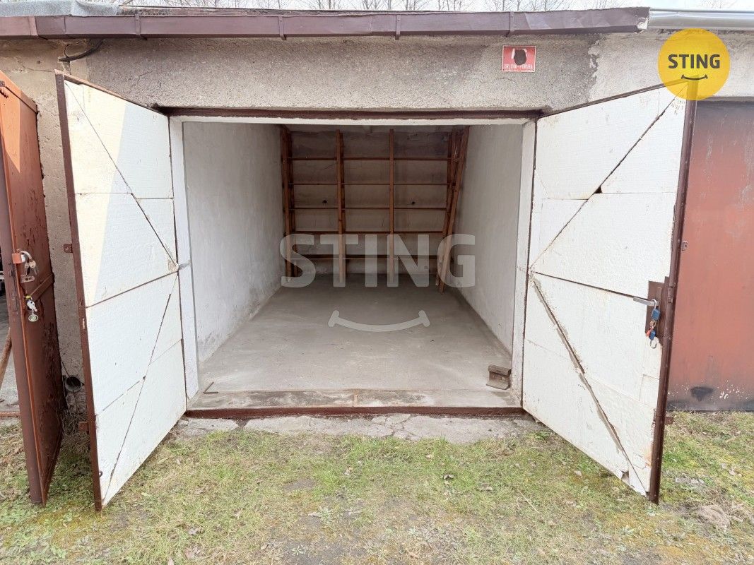 Garáže, Orlová Poruba, 20 m² - 2