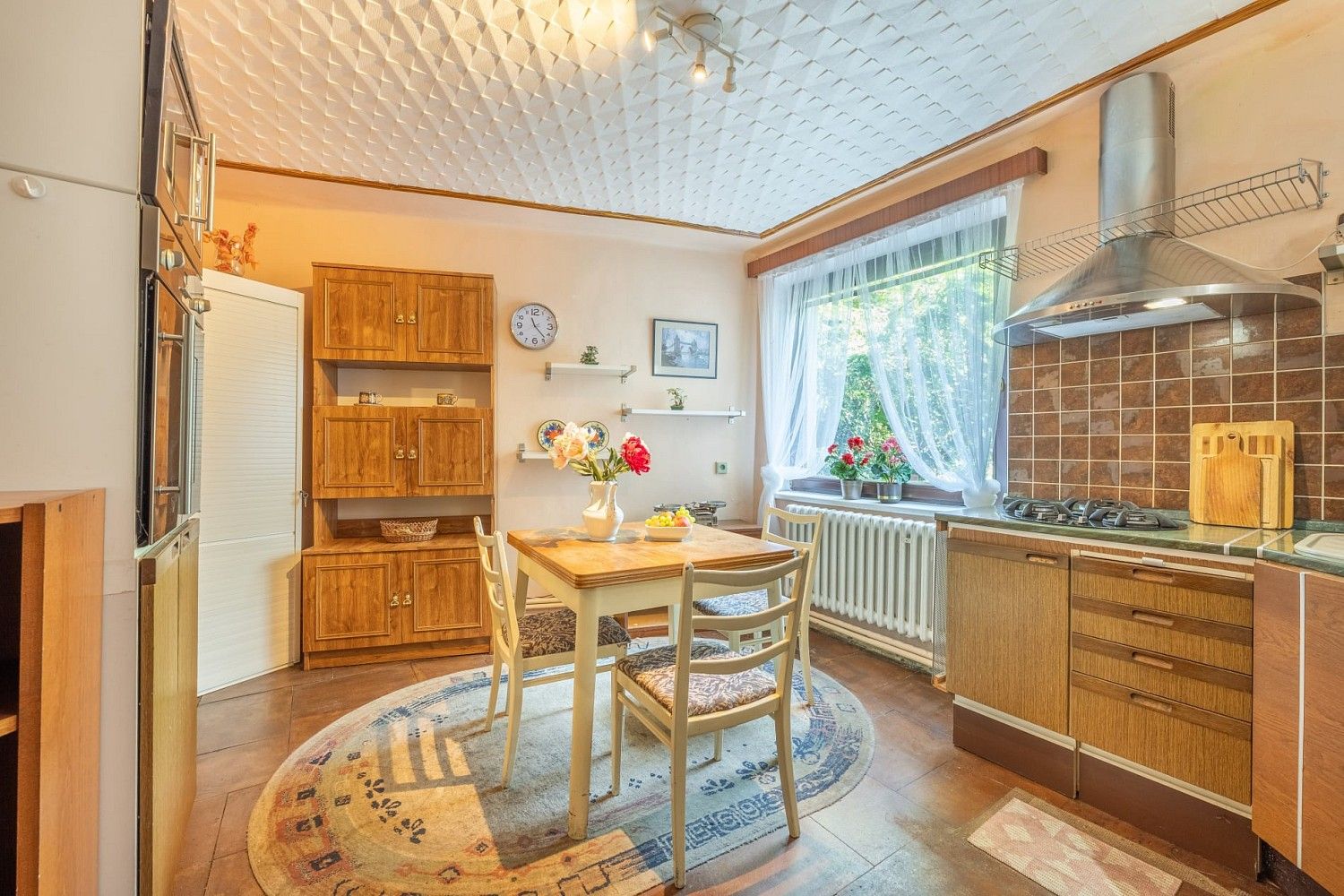 Vily, Nad školou, Tuchoměřice, okres Praha-západ, 460 m² - 2