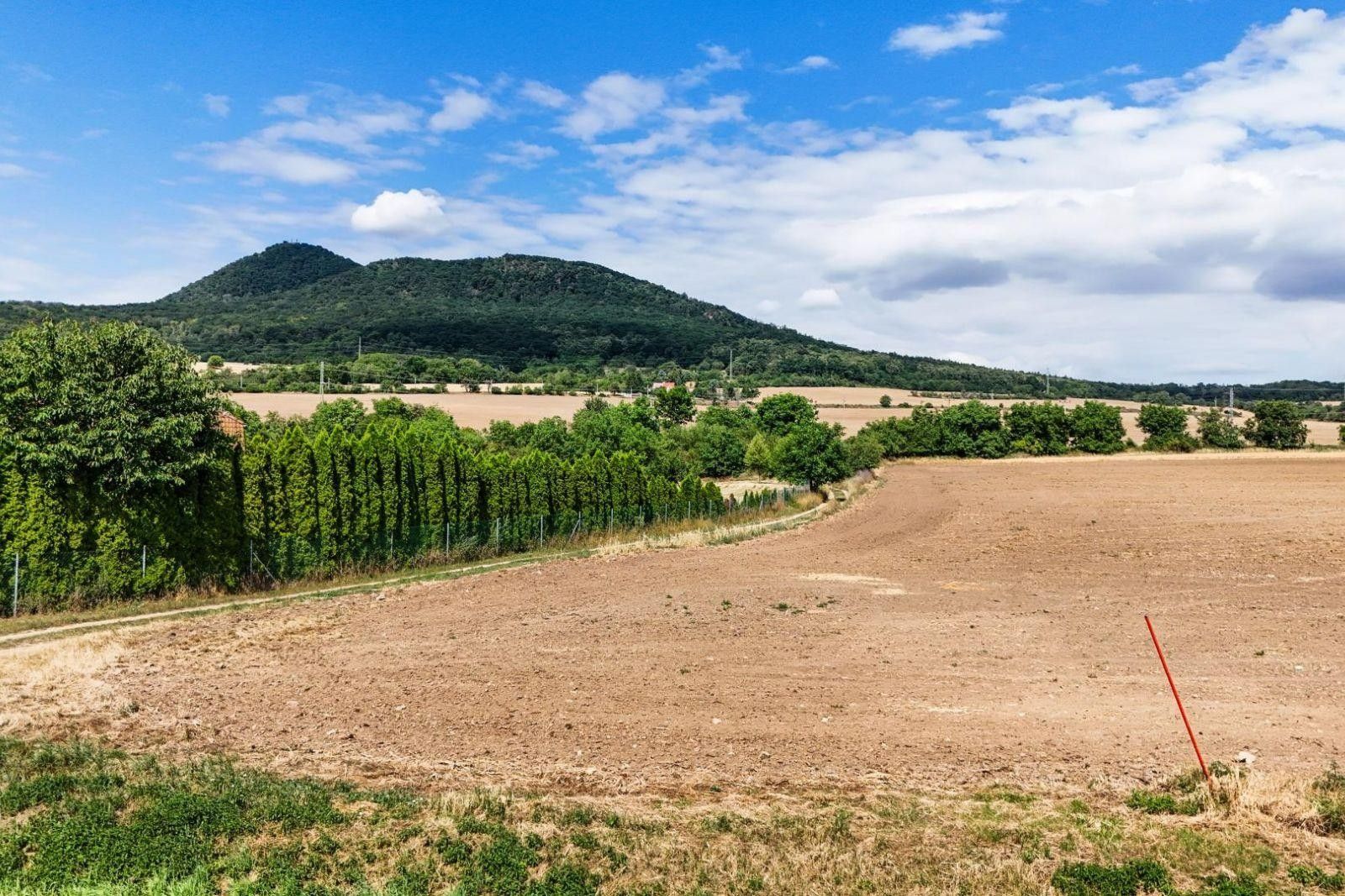 Pozemky pro bydlení, Lhotka nad Labem, 3 649 m² - 1