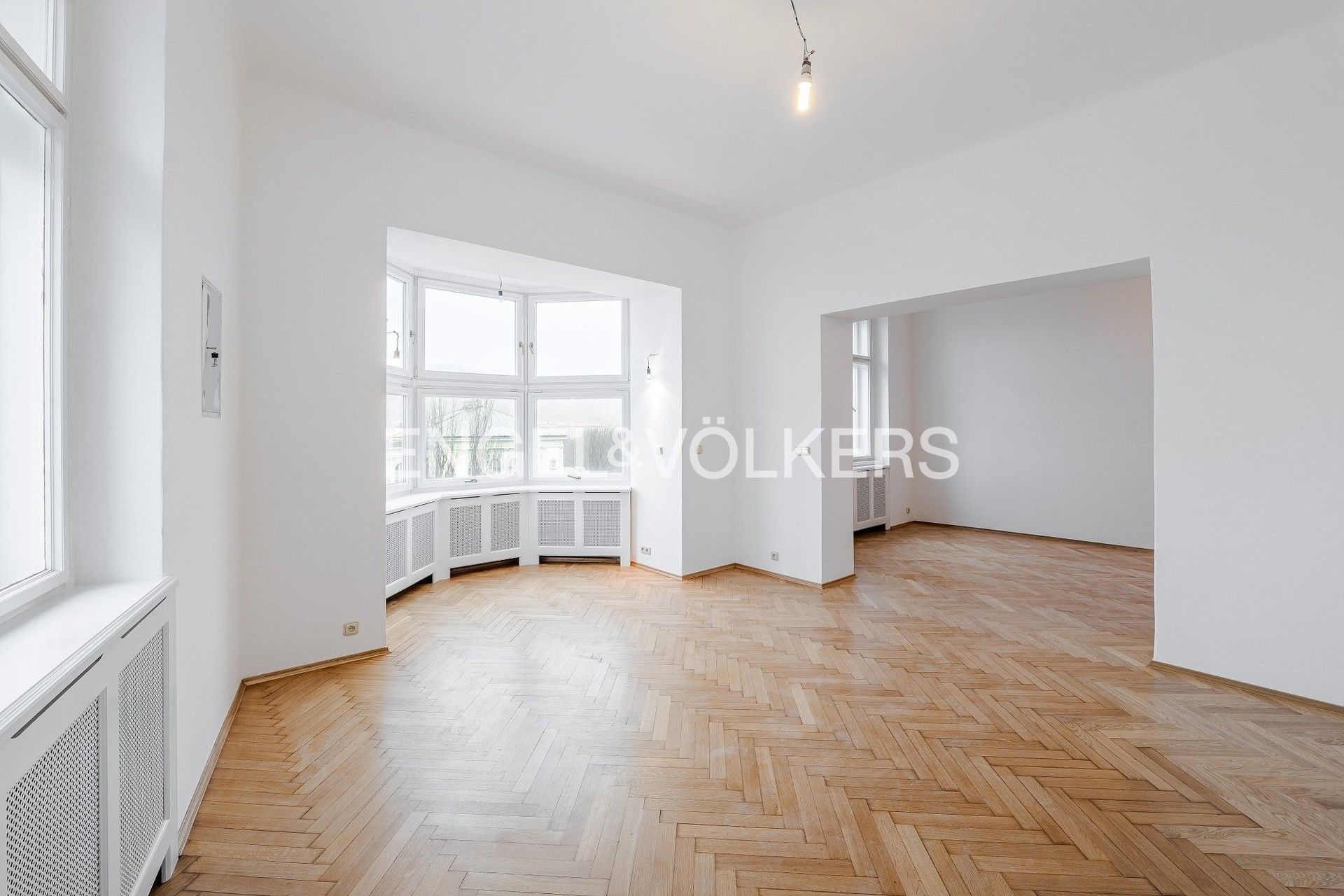 2+kk, Šítkova  , Praha, 85 m²