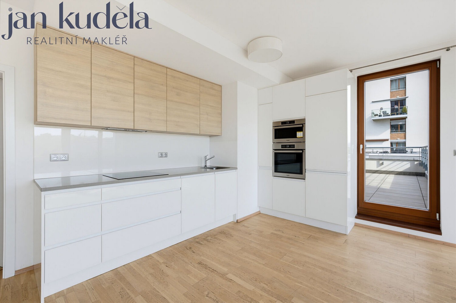 3+kk, V háji, Praha 7 - Holešovice, 75 m²