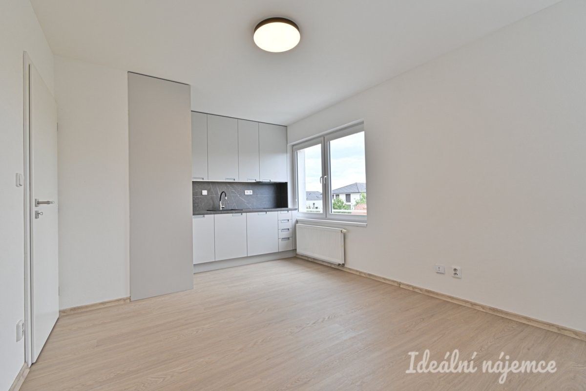 Byt 2+kk · 34 m² · Kobylnická, Brno - 3