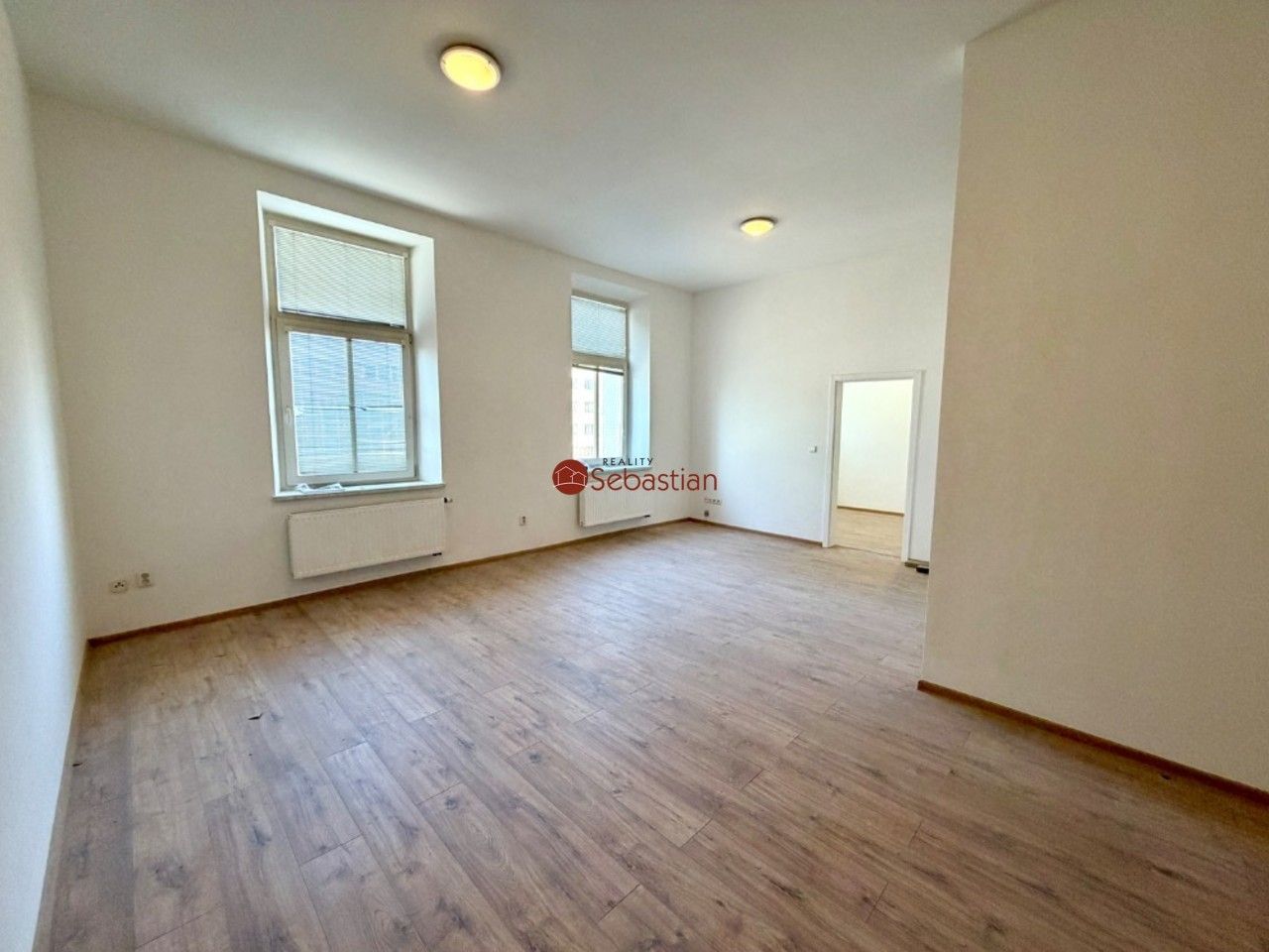 Pronájem kancelář - třída Míru, Pardubice, 71 m²