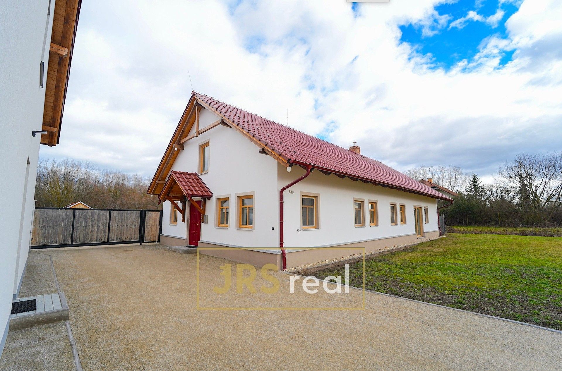 Rodinné domy, Novosedly, 187 m²