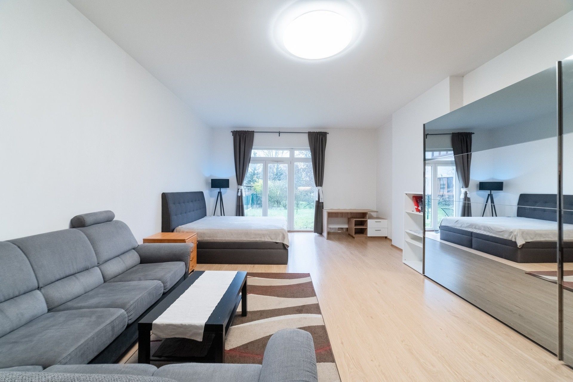 1+kk, Březenská, Praha, 64 m²