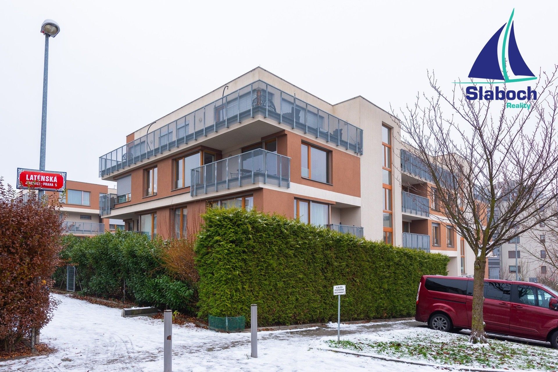 3+kk, Laténská, Praha, 113 m²