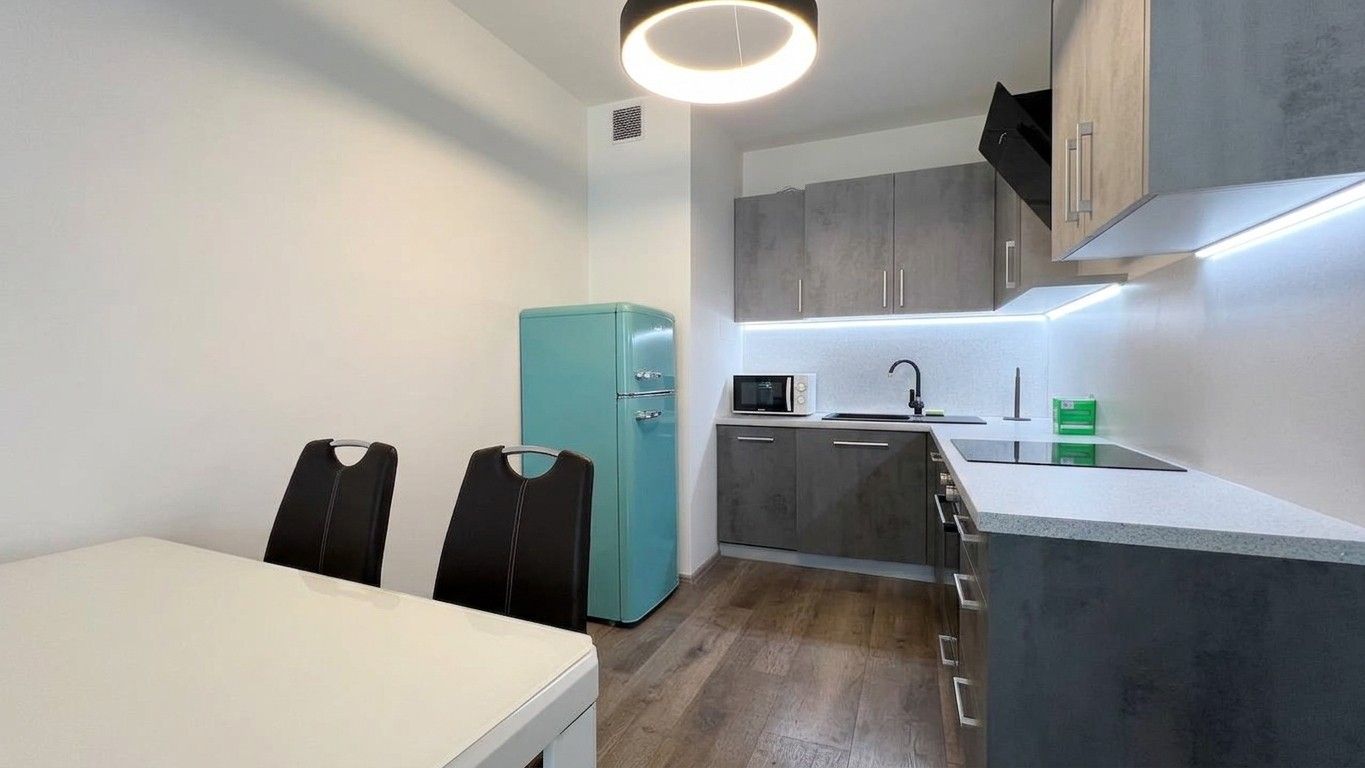 Pronájem byt 2+kk - Nekvasilova 692/27, Praha, 67 m² - 5