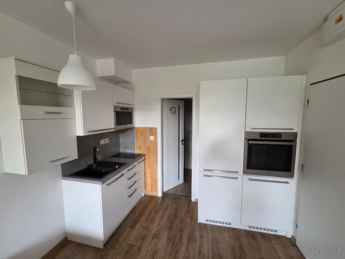 Byt 1+kk · 20 m² · Slušovice, 763 15 - 3