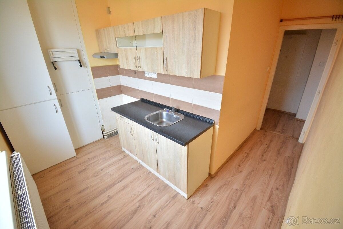 Byty, Toužim, 364 01