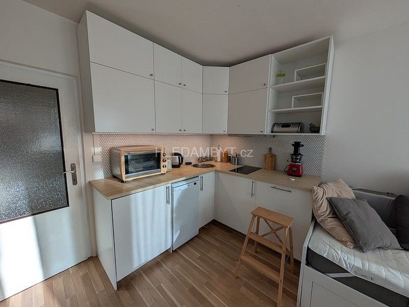 1+kk, Kyselova, Praha 8 - Kobylisy, 27 m² - 1