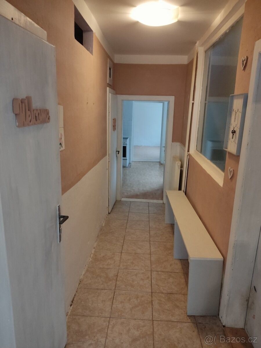 Pronájem byt - Lišov u Českých Budějovic, 373 72