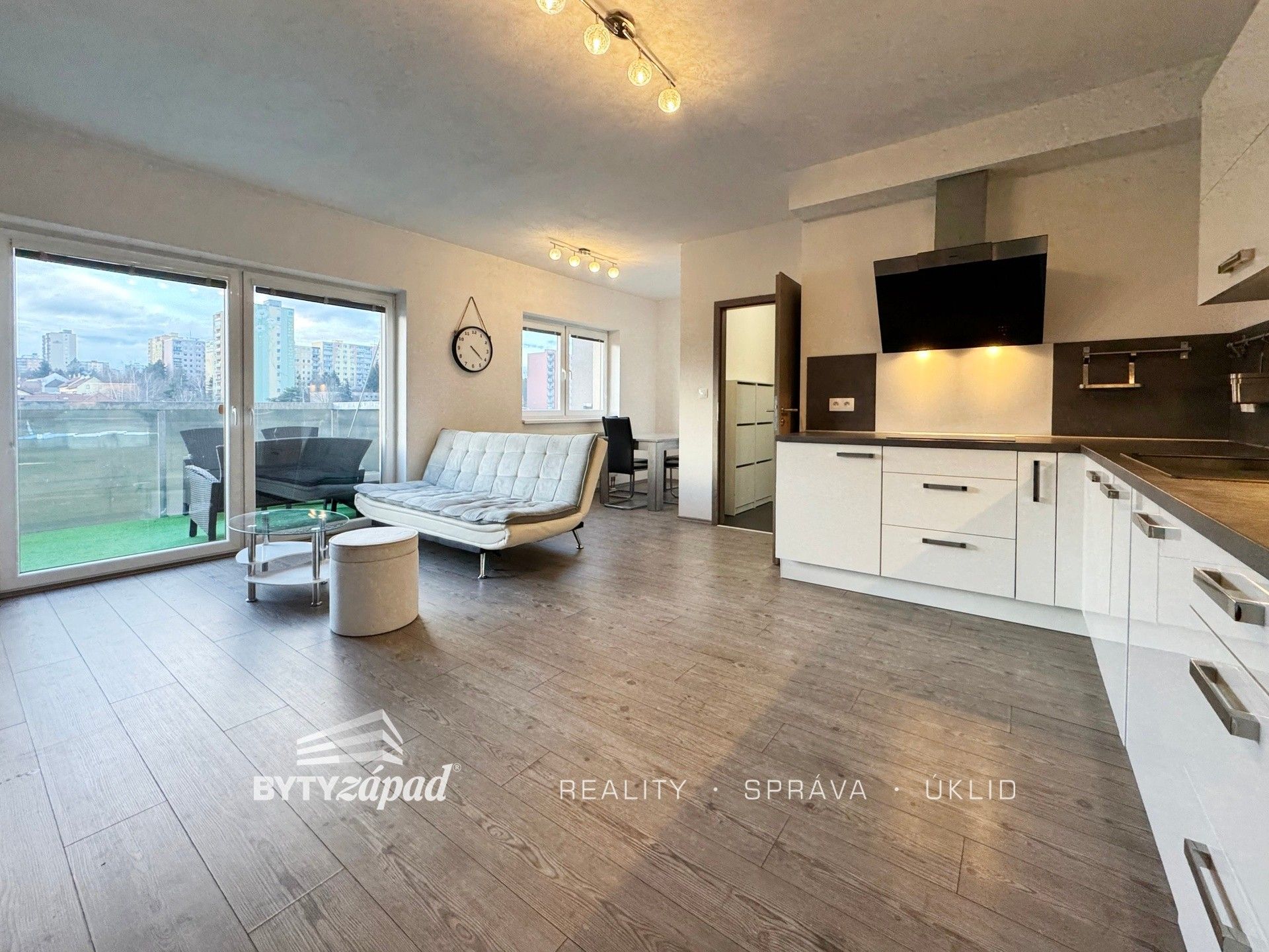 3+kk, U Velkého rybníka 2285, Plzeň Bolevec, 63 m²