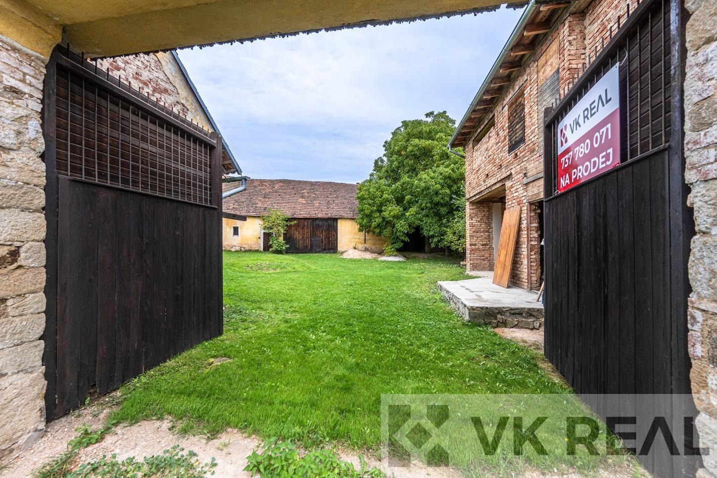 Ostatní, Chotíkov, 396 m²