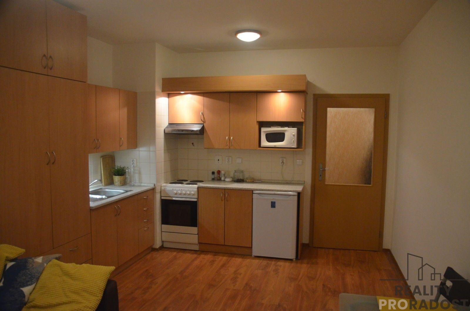 1+kk, Zderadova, Brno, 30 m²