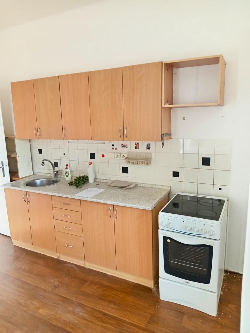 Pronájem byt 2+1 - Resslova, Hradec Králové, 76 m²