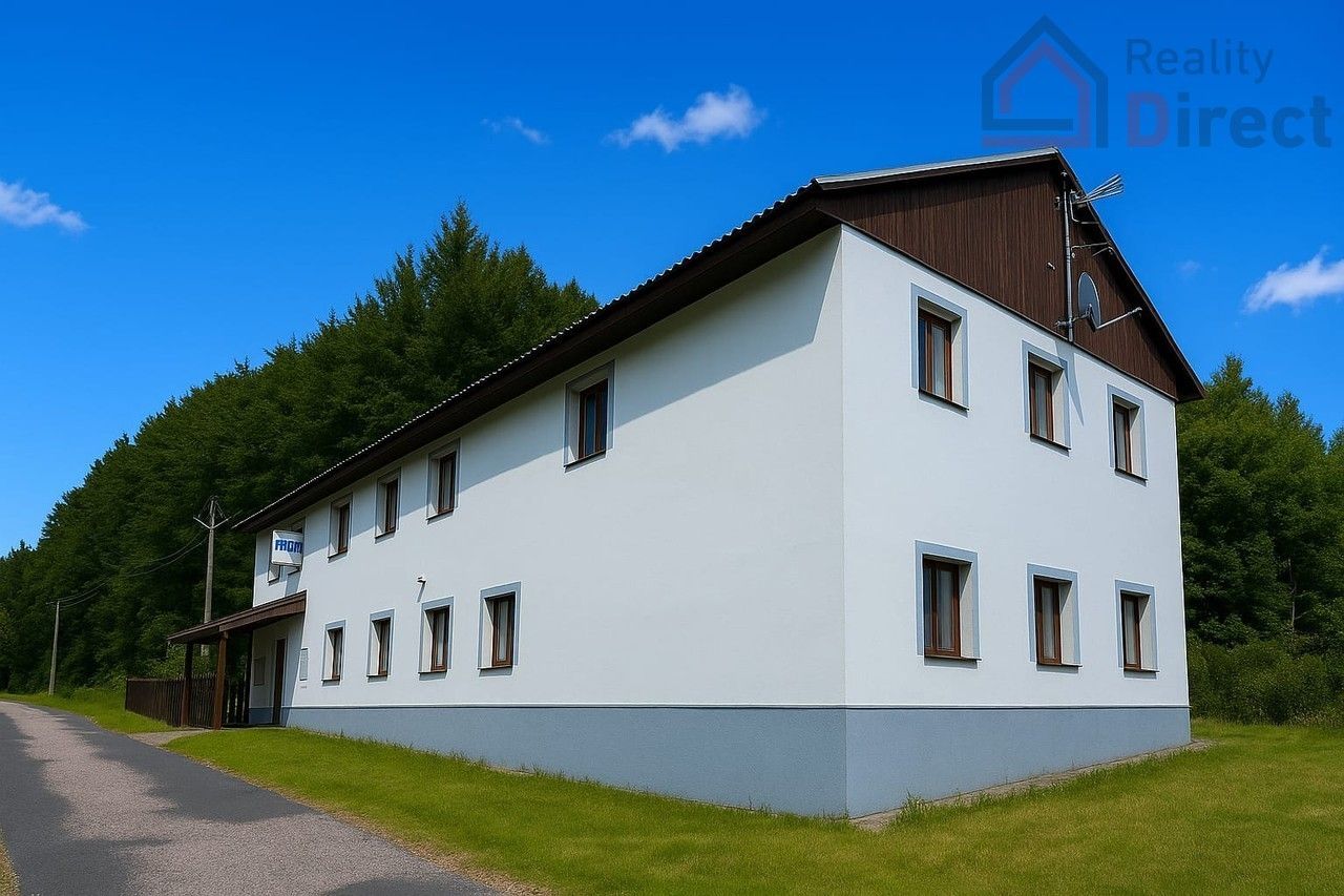 Ubytovací zařízení, Dolní Dvůr, 280 m²