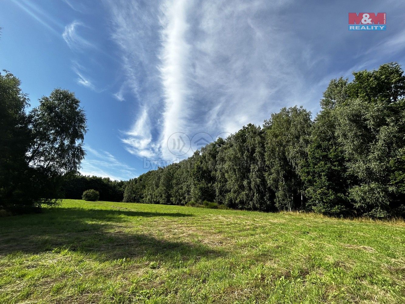 Louka, 7 691 m²
