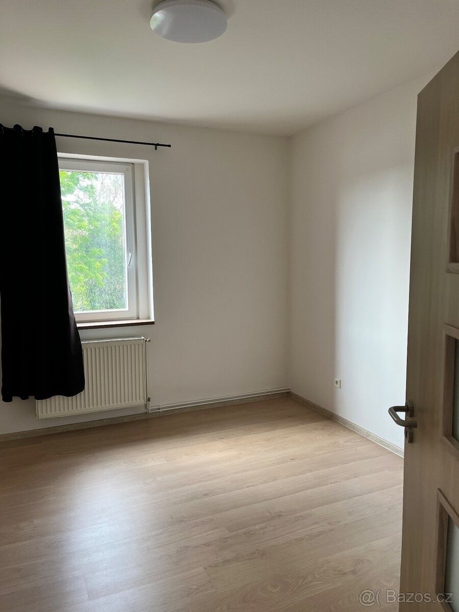 Pronájem byt - Dubí u Teplic, 417 01